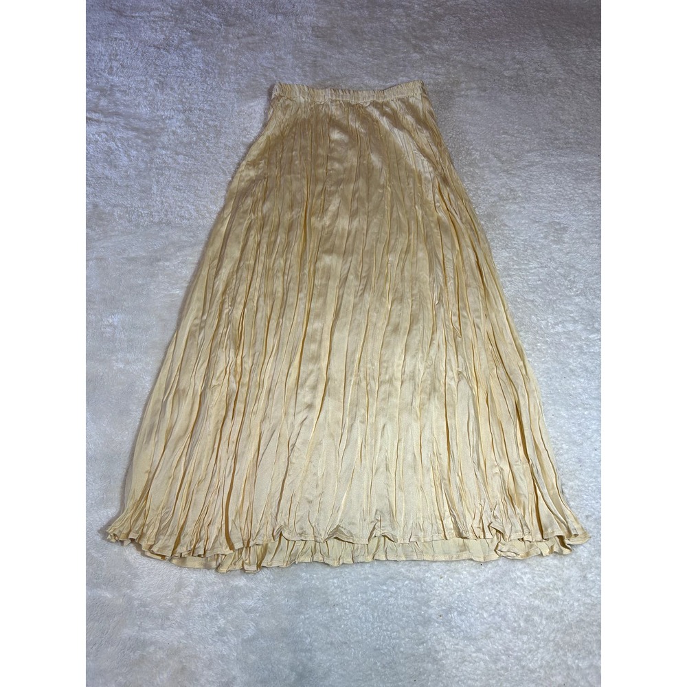 H&M Beige Midi Skirt Size‎ Small